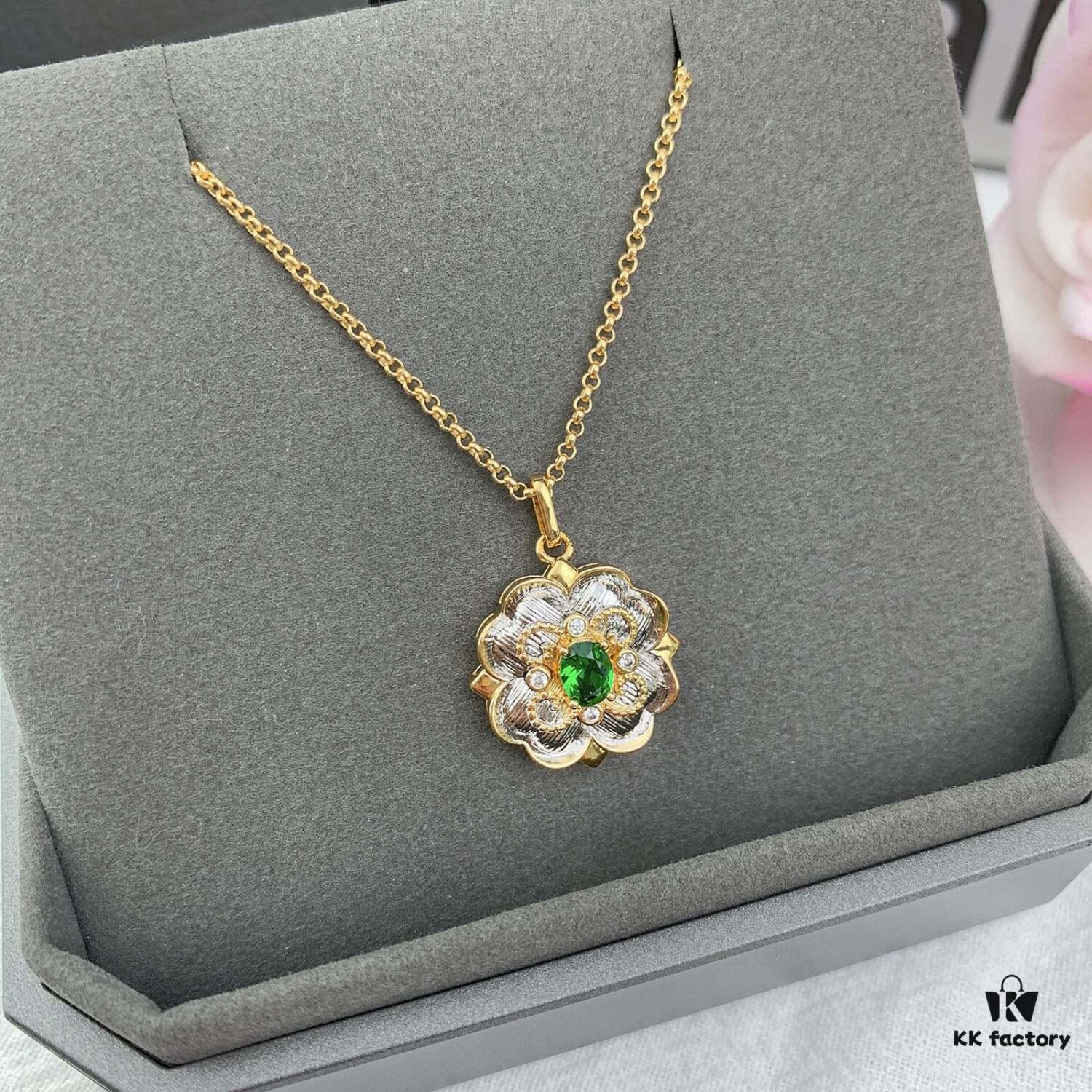 69301ad312f62673a6fad1a8 Buccellati Angel Vintage Court-style Diamond-set Filigree Necklace in Two-tone Rose Gold and White Gold, Yellow Gold and White Gold