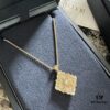 69301aef12f62673a6fad1c3 Buccellati Italian Luxury Jewelry Vintage Royal Style Diamond-Set Twisted Clover Shell Agate Chalcedony Reversible Necklace V Gold Material 18K Thick Gold Plating Original Chain End Original Clasp High Quality