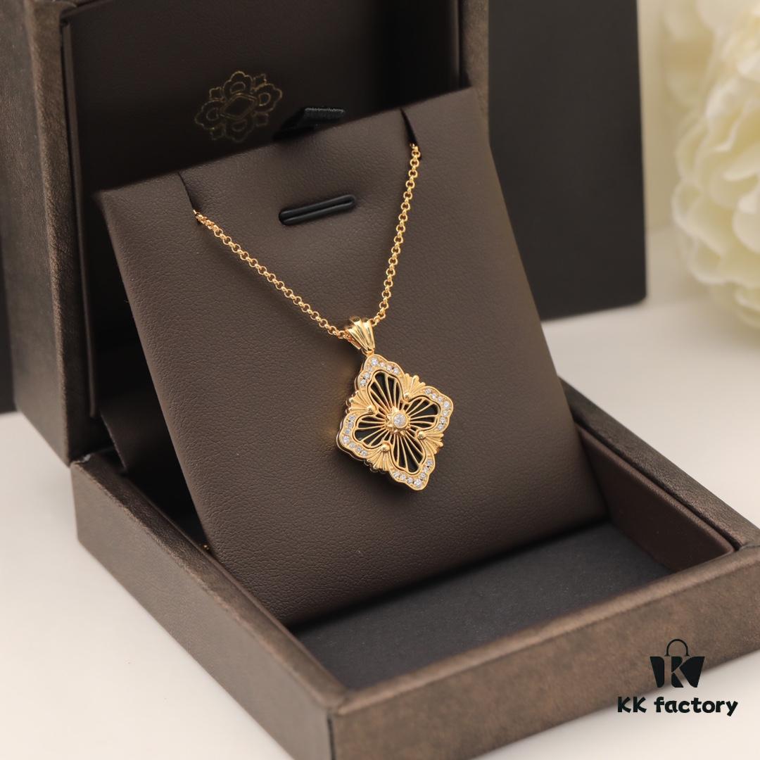 69301afb12f62673a6fad1d0 Buccellati Italian Luxury Jewelry Vintage Court Style Diamond-Cut Clover Shell Agate Chalcedony Double-Sided Necklace V Gold Material 18K Thick Gold Plating Original Chain End Original Clasp High Quality