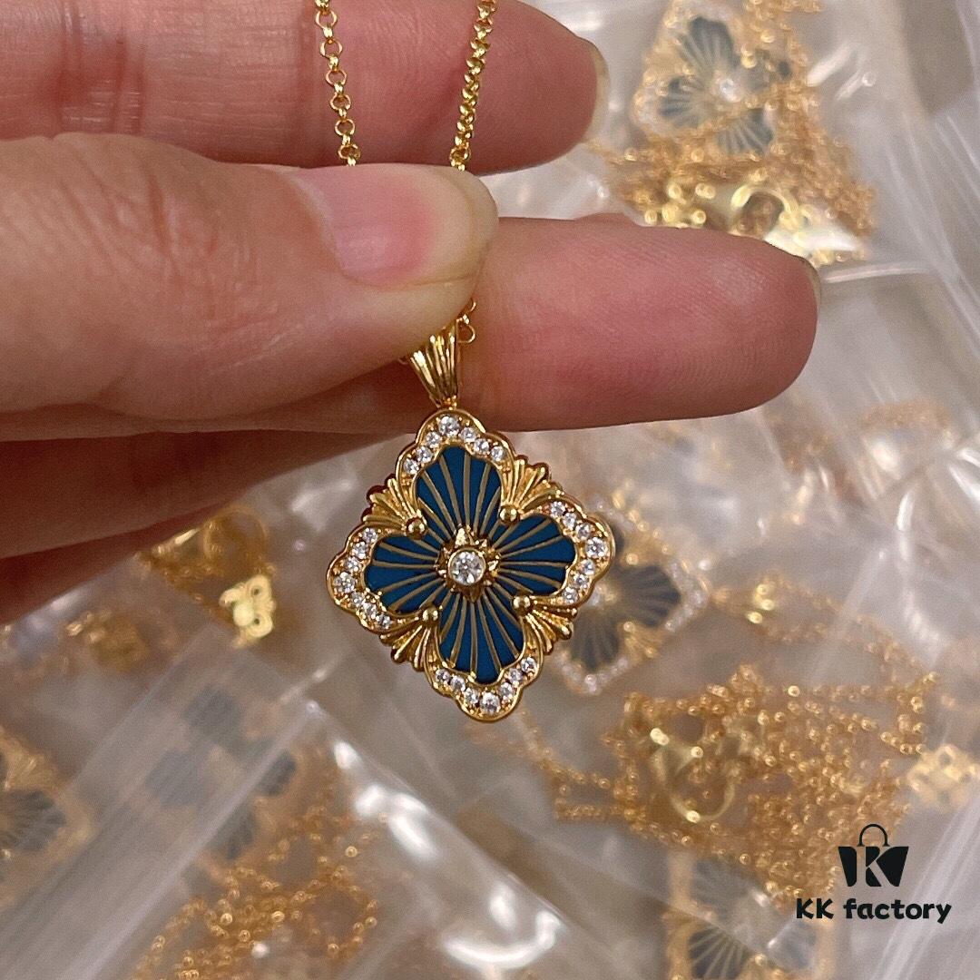 69301b1712f62673a6fad1ec Buccellati Italian Luxury Jewelry Vintage Royal Style Diamond-Cut Clover Shell Agate Chalcedony Double-Sided Necklace V Gold Material 18K Thick Gold Plating Original Chain End Original Clasp High Quality