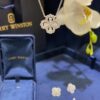 Harry Winston New Arrival Loop Luxury Four-Leaf Clover Sparkling Diamond Necklace