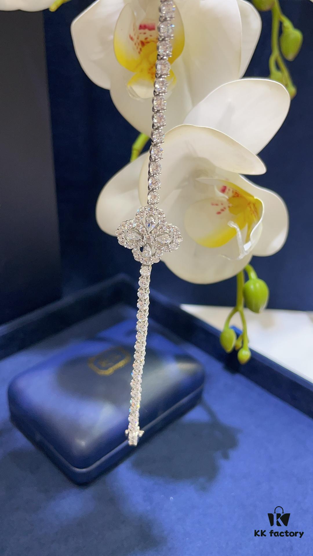 Harry Winston New Arrival Loop Luxury Clover Diamond Bracelet
