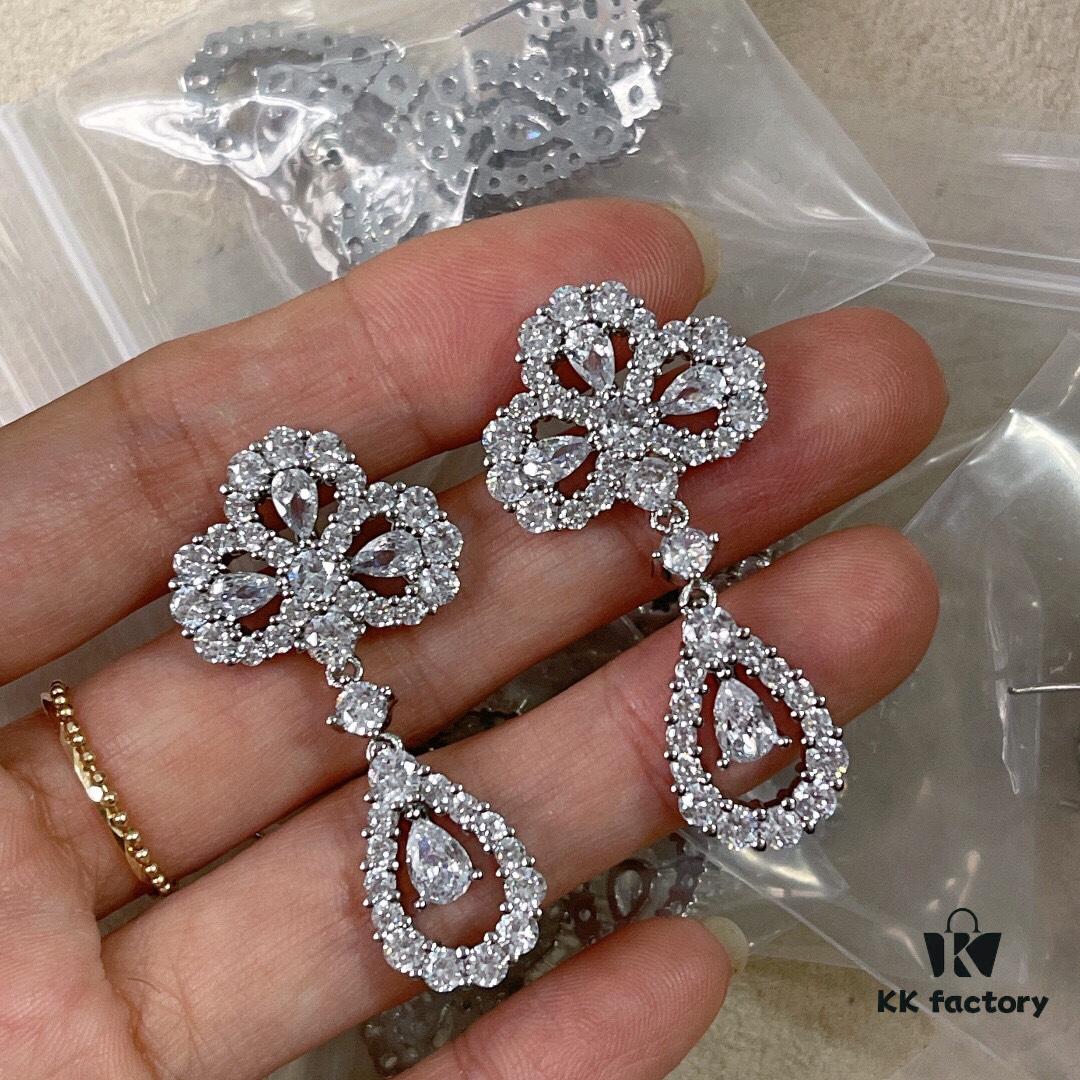 69301c4d12f62673a6fad2e9 Harry Winston Classic Clover Full Diamond Stud Earrings, Exquisitely Crafted, Identical to Original Design, Worn by Celebrities, Stunningly Beautiful, Luxurious and Elegant