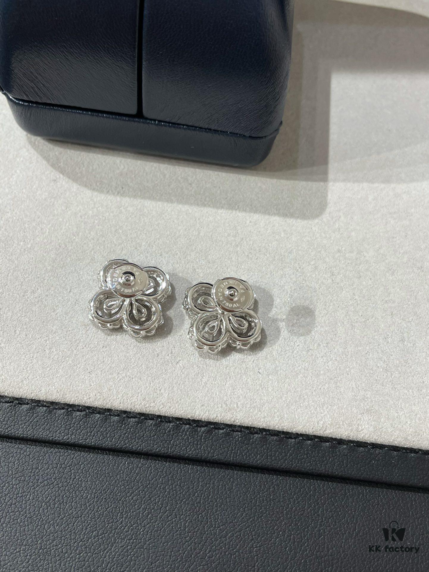 69301c5b12f62673a6fad2f4 HW Diamond Clover Stud Earrings, ZP Development Version - 925 Sterling Silver with Thick Gold Plating