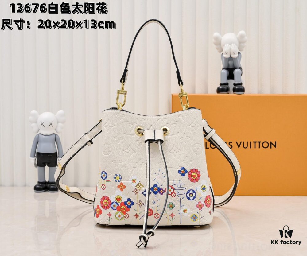M13676 M44021 NeoNoe BB Bucket Bag from Louis Vuitton × Takashi Murakami Re-Edition Collection
