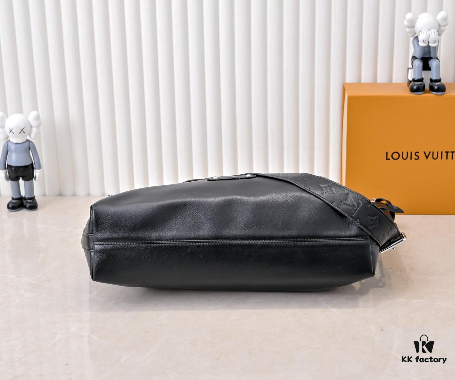 LV METIS Handbag M14018 M13986