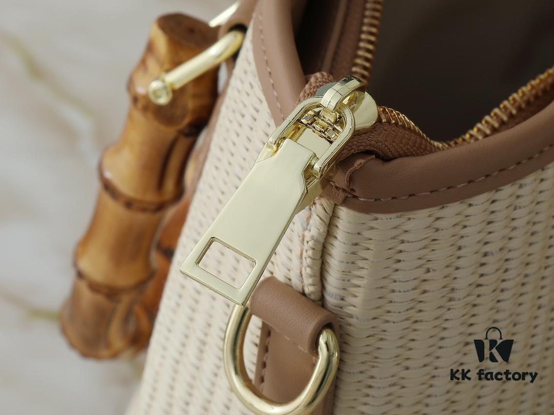 6930208912f62673a6fad781 Upgraded Original M66588 Wallet On Chain Handbag from Louis Vuitton LV Bloom Collection