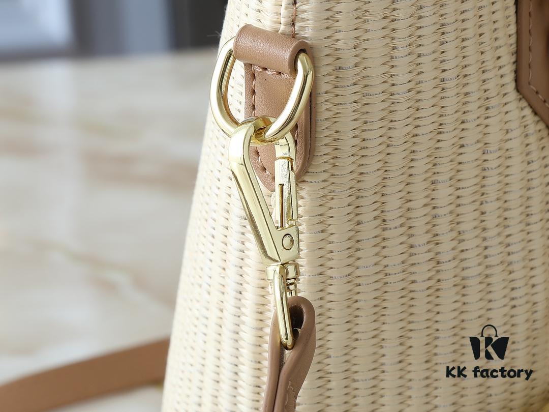 6930208c12f62673a6fad785 Upgraded Original M66588 Wallet On Chain Handbag from Louis Vuitton LV Bloom Collection
