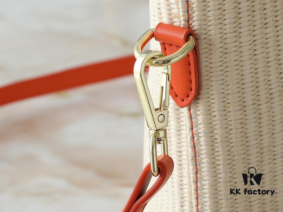 Upgraded Original M66588 Wallet On Chain Handbag from Louis Vuitton LV Bloom Collection