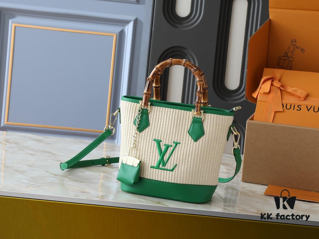693020ab12f62673a6fad7a6 Upgraded Original M66588 Wallet On Chain Handbag from Louis Vuitton LV Bloom Collection