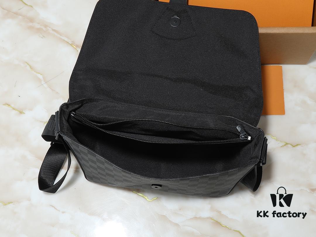 693020d412f62673a6fad7e8 Upgraded Original M46685 Men's Free Shipping Messenger Bag Series Montsouris Messenger Bag