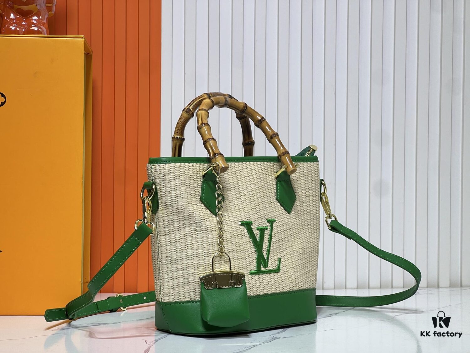 693020dc12f62673a6fad7f1 Upgraded Original 66588 Wallet On Chain Handbag from Louis Vuitton LV Bloom Collection