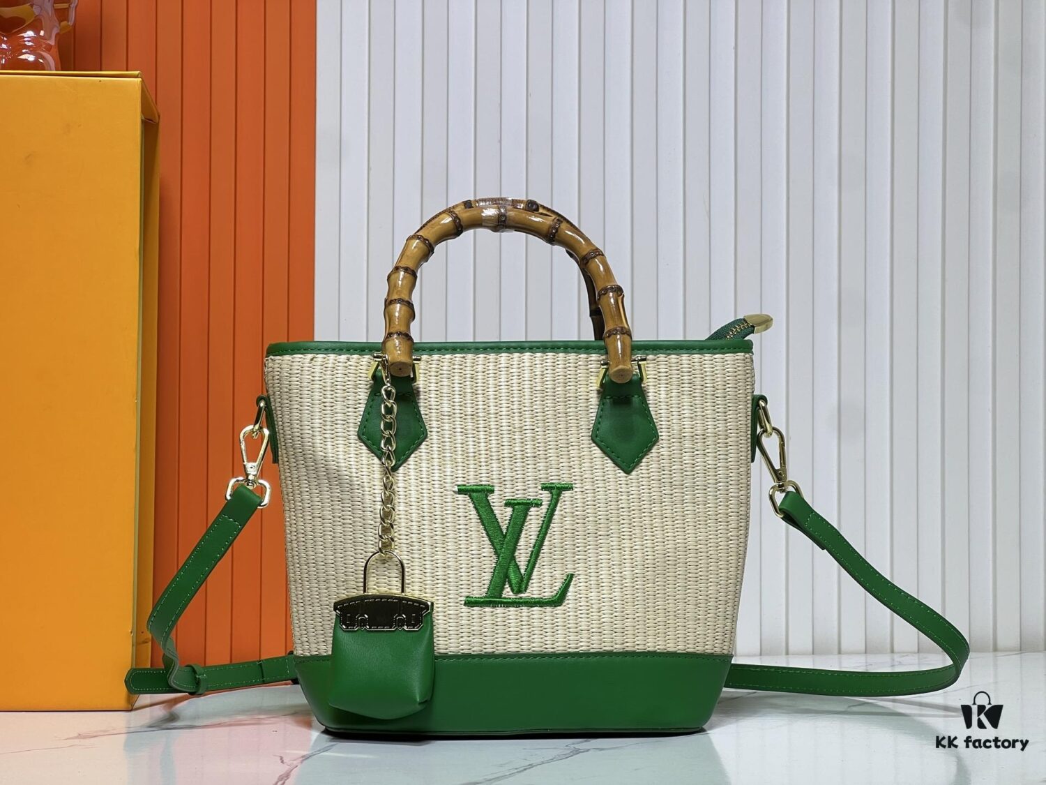 693020dc12f62673a6fad7f2 Upgraded Original 66588 Wallet On Chain Handbag from Louis Vuitton LV Bloom Collection