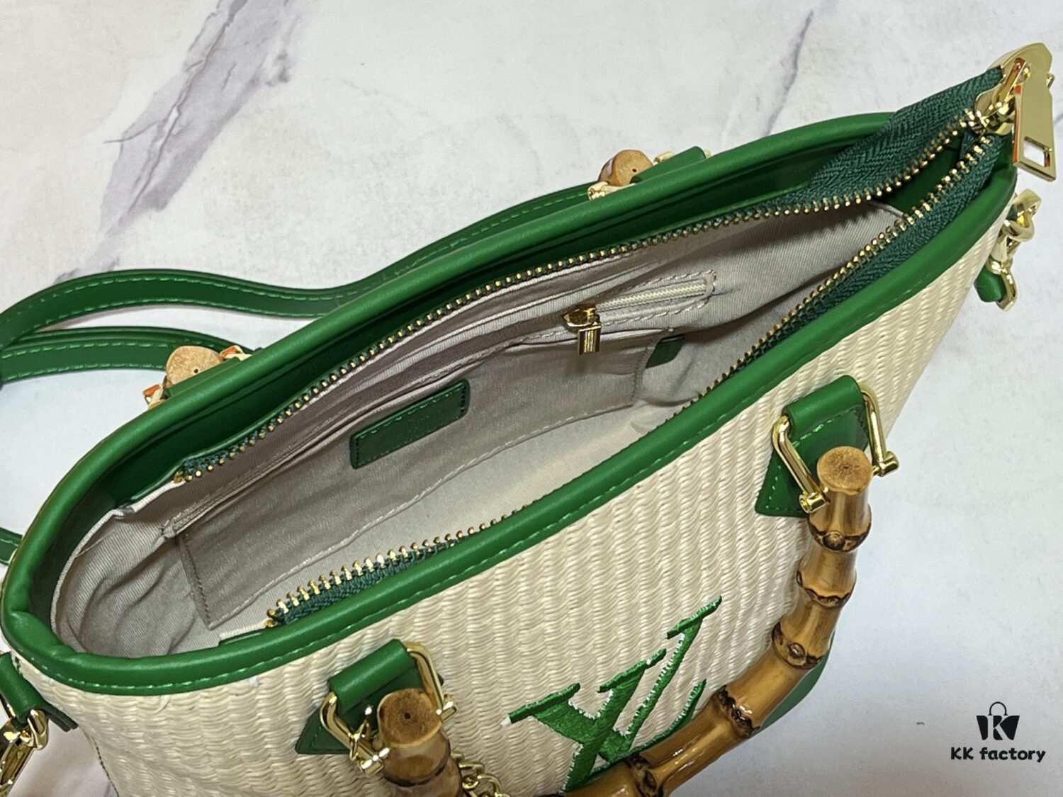693020e312f62673a6fad7f7 Upgraded Original 66588 Wallet On Chain Handbag from Louis Vuitton LV Bloom Collection