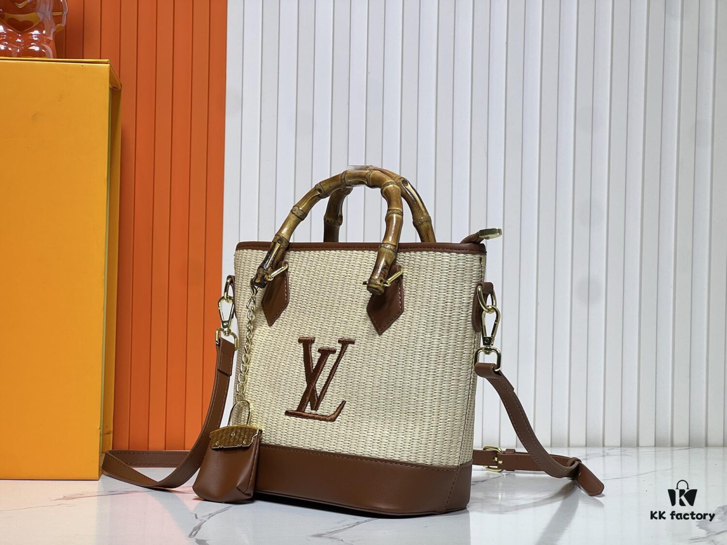693020e512f62673a6fad7fc Upgraded Original 66588 Wallet On Chain Handbag from Louis Vuitton LV Bloom Collection