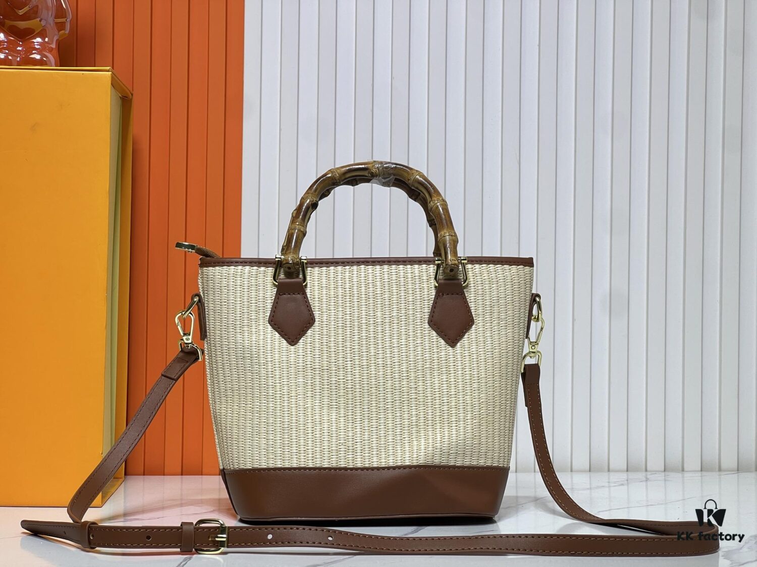 693020e812f62673a6fad800 Upgraded Original 66588 Wallet On Chain Handbag from Louis Vuitton LV Bloom Collection