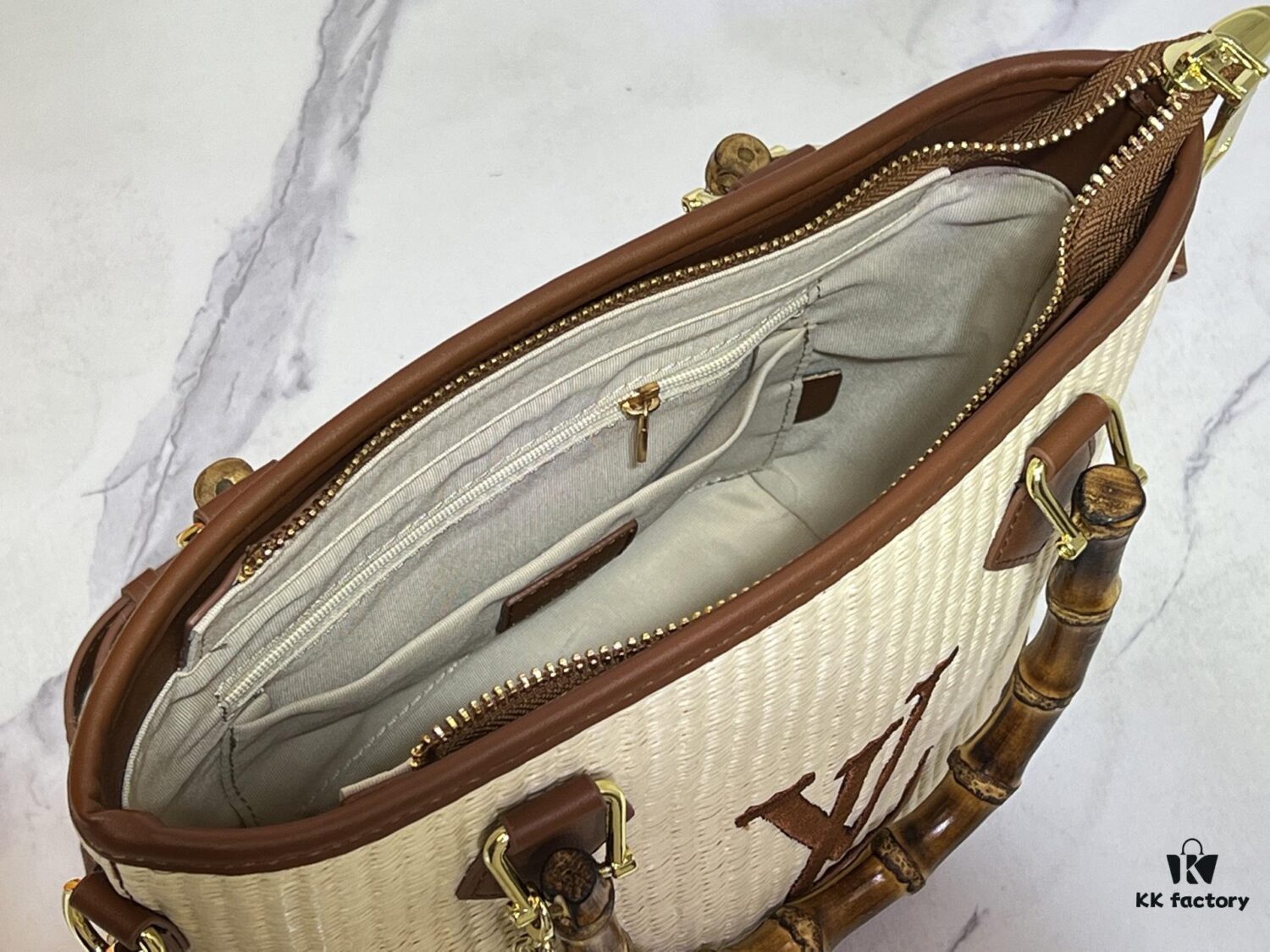 693020eb12f62673a6fad802 Upgraded Original 66588 Wallet On Chain Handbag from Louis Vuitton LV Bloom Collection