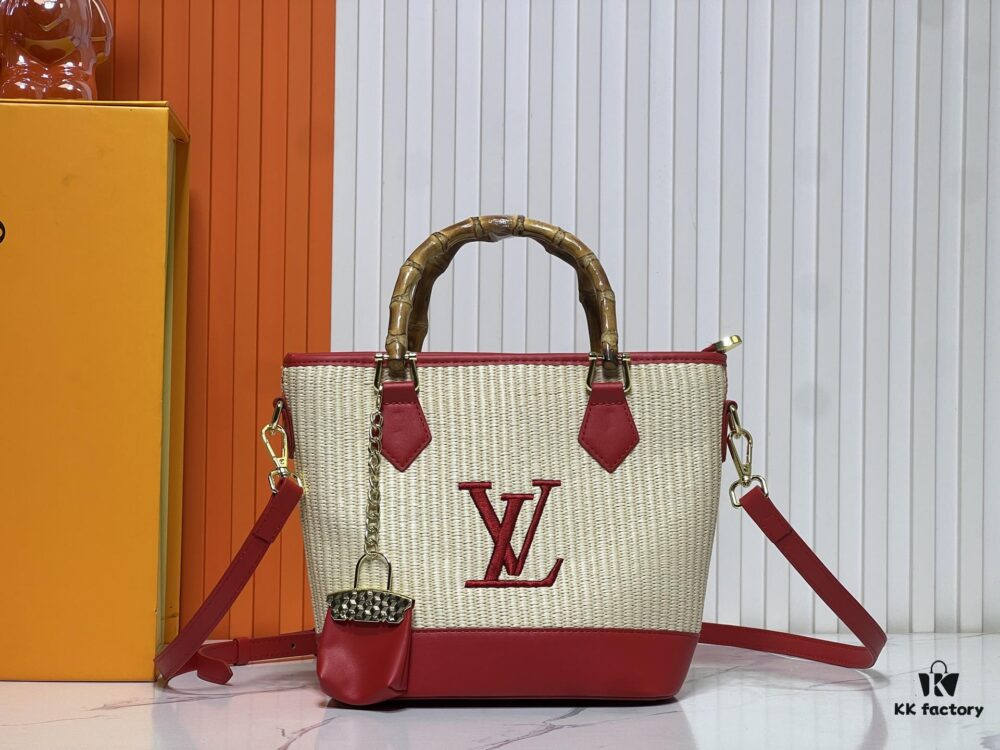 693020fd12f62673a6fad815 Upgraded Original 66588 Wallet On Chain Handbag from Louis Vuitton LV Bloom Collection