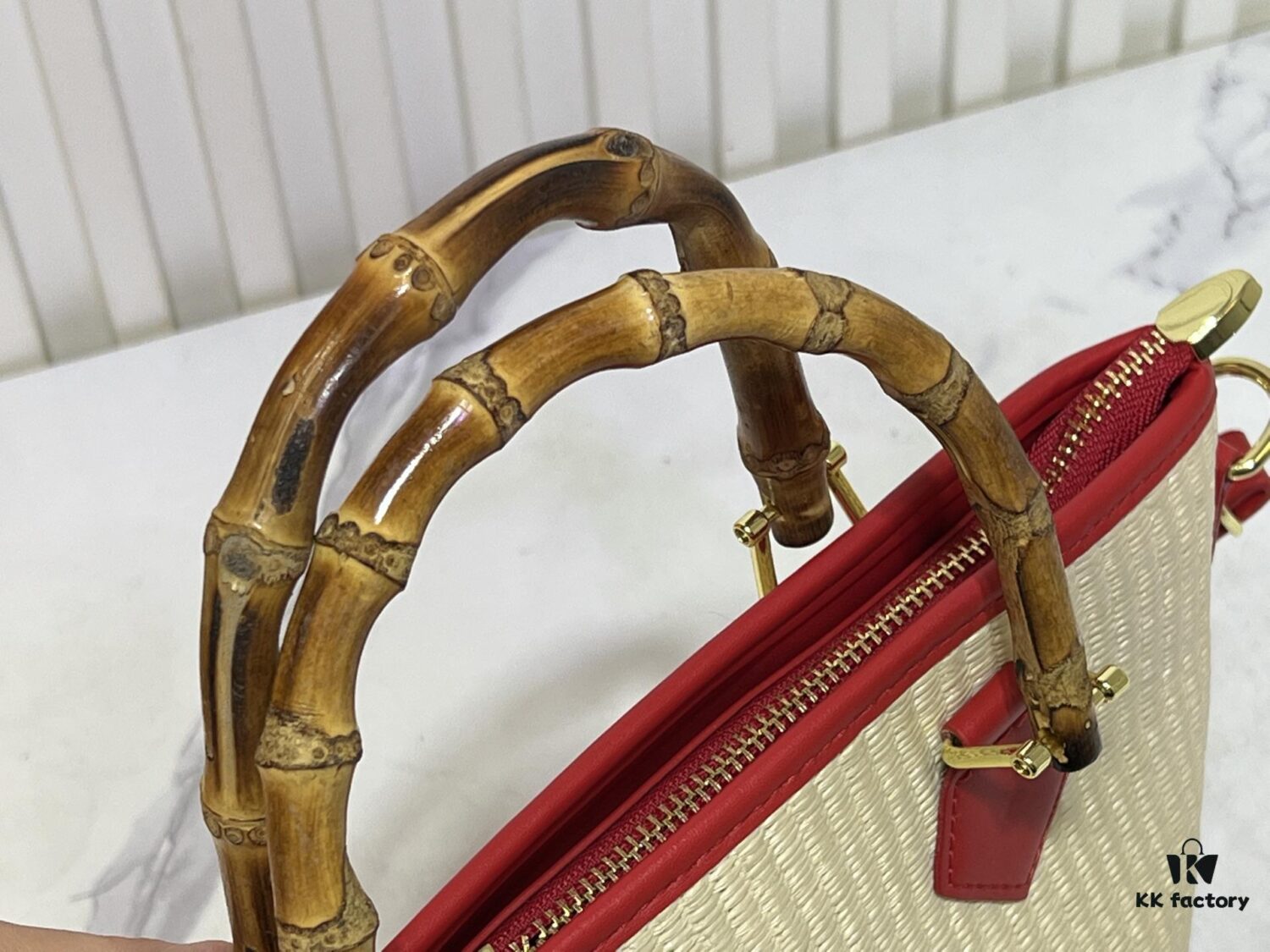6930210012f62673a6fad819 Upgraded Original 66588 Wallet On Chain Handbag from Louis Vuitton LV Bloom Collection