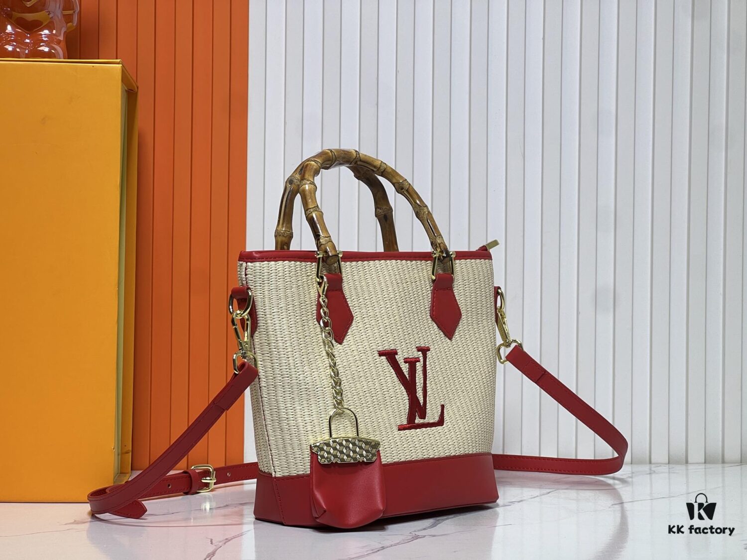 6930210512f62673a6fad81c Upgraded Original 66588 Wallet On Chain Handbag from Louis Vuitton LV Bloom Collection