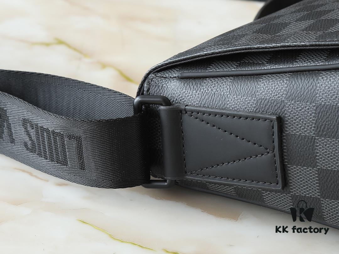 6930210a12f62673a6fad823 Upgraded Original M46685 Men's Free Shipping Messenger Bag Series Montsouris Messenger Bag