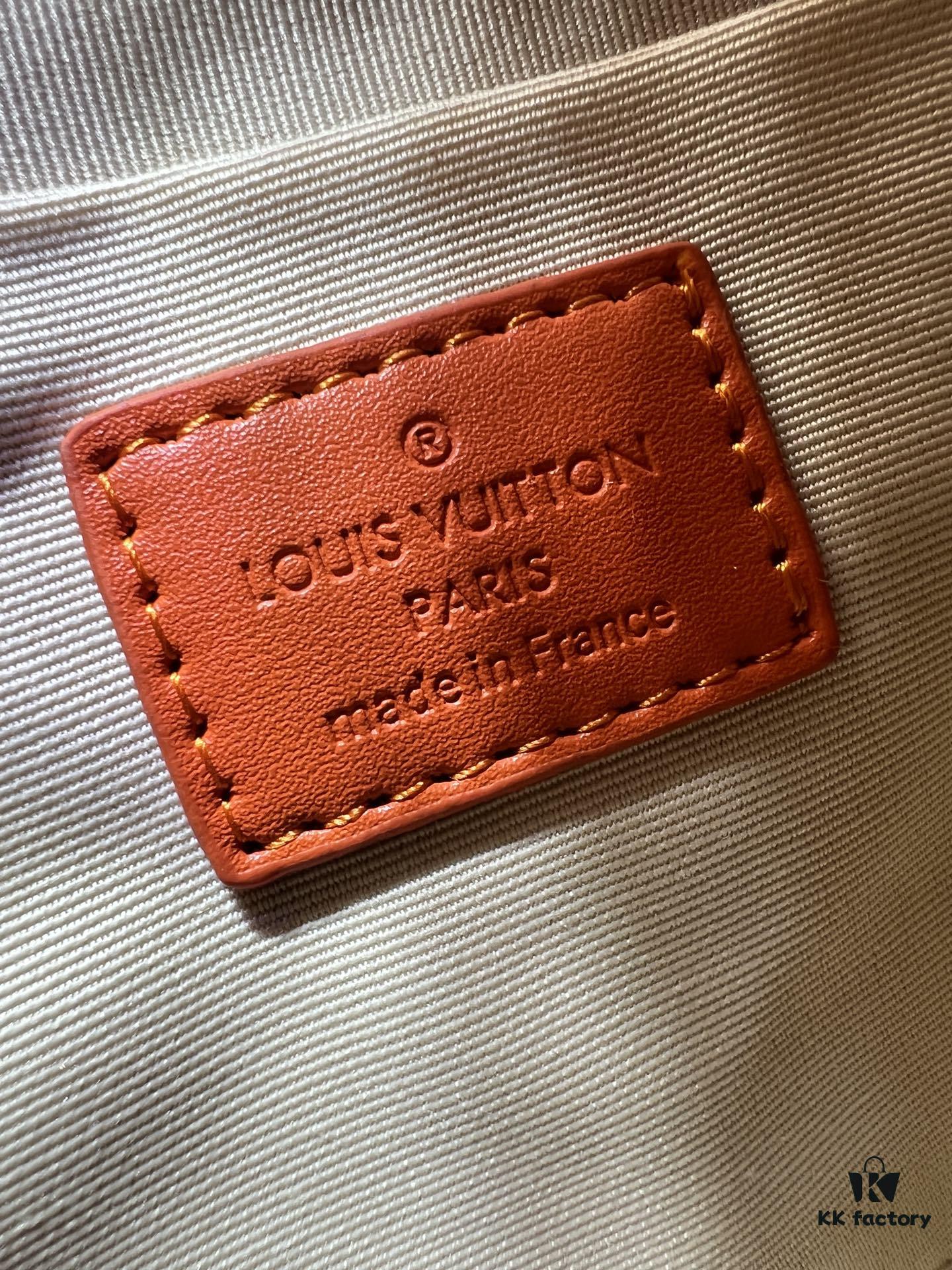 6930211112f62673a6fad82a Upgraded Original 66588 Wallet On Chain Handbag from Louis Vuitton LV Bloom Collection
