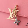 6930213e12f62673a6fad85b Upgraded Original M14564 M14547 M14581 M14548 Wallet On Chain Handbag from Louis Vuitton LV Bloom Collection