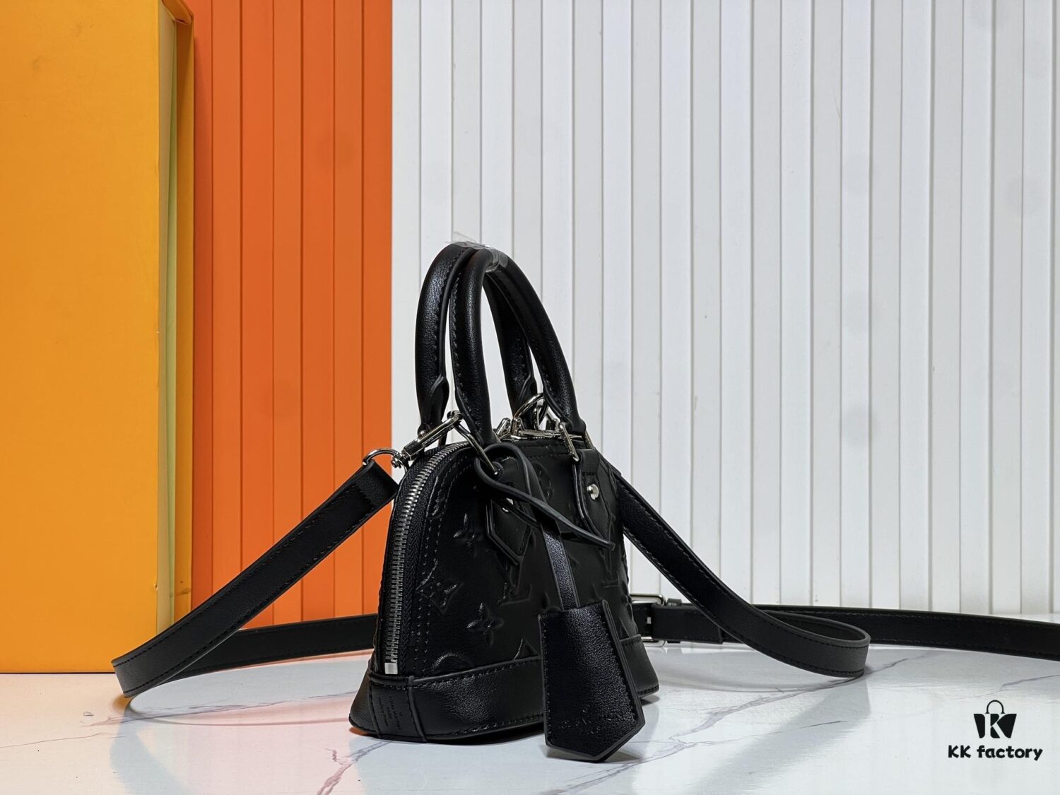 Upgraded Original Version [Alma Nano Shell Handbag] M82717 M90611 Black Embossed Series New Launch Nano Alma Bag