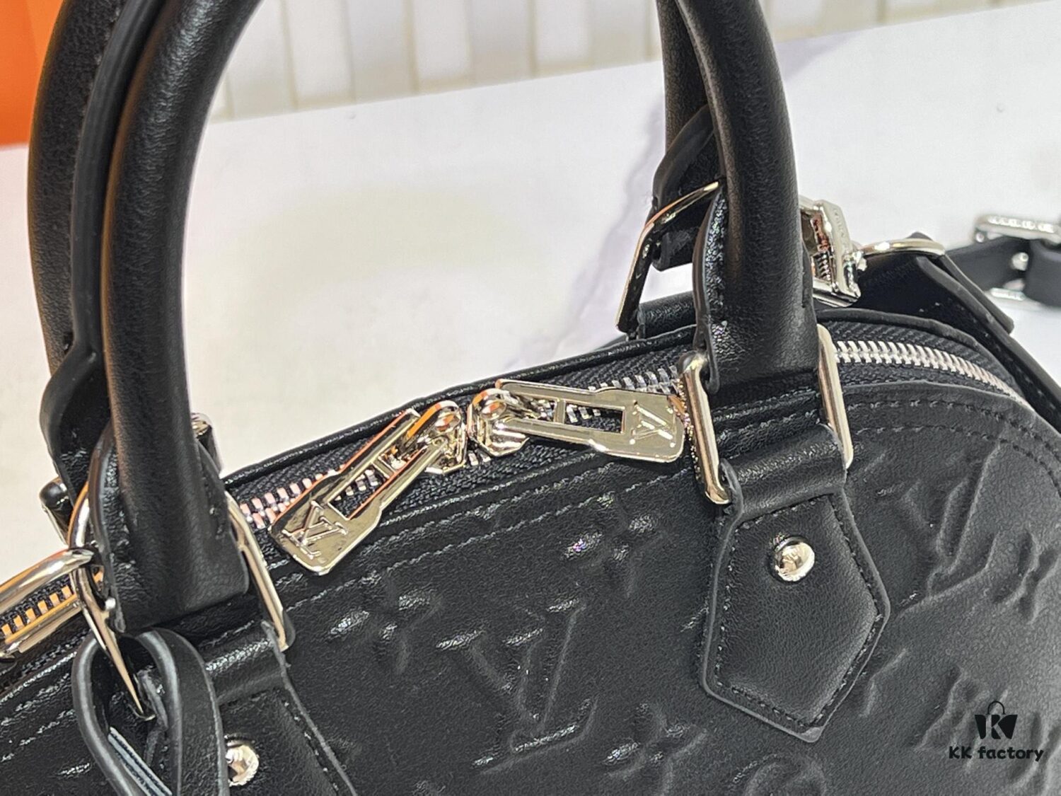 6930216b12f62673a6fad895 Black Relief M53152 M90611 M82717 Louis Vuitton Alma Bridge Bag