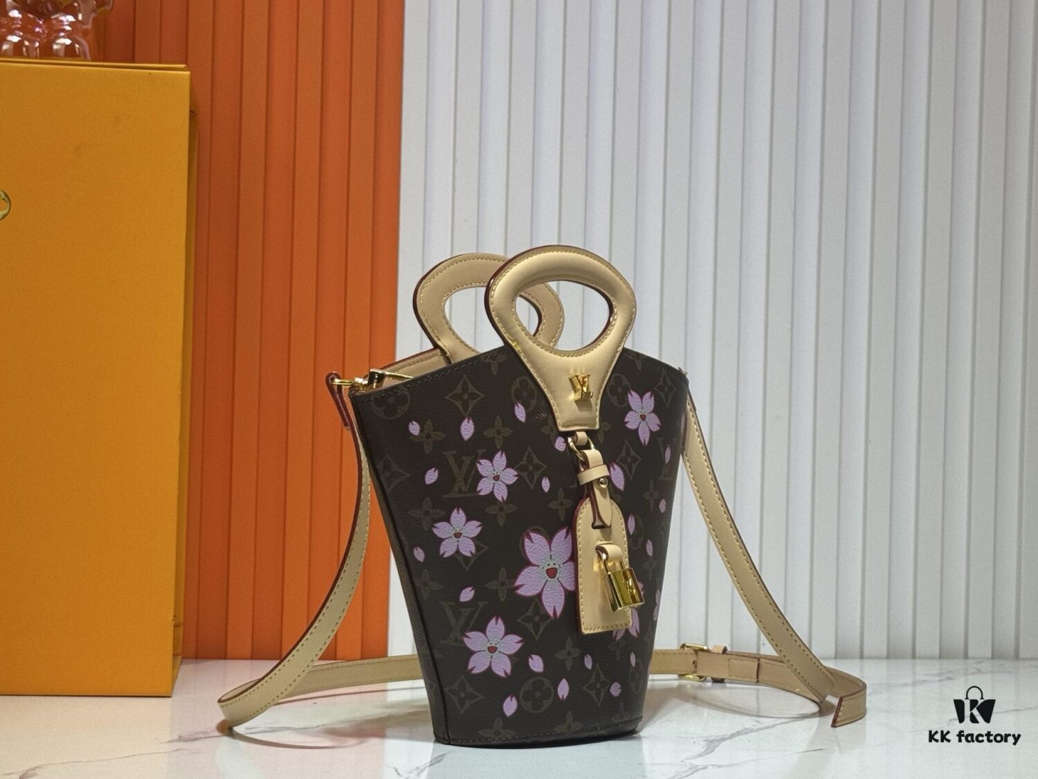 6930216c12f62673a6fad896 Upgraded Original M14680 Nicolas Ghesquière Presents the Rivage BB Bag from the 2025 Spring-Summer Collection