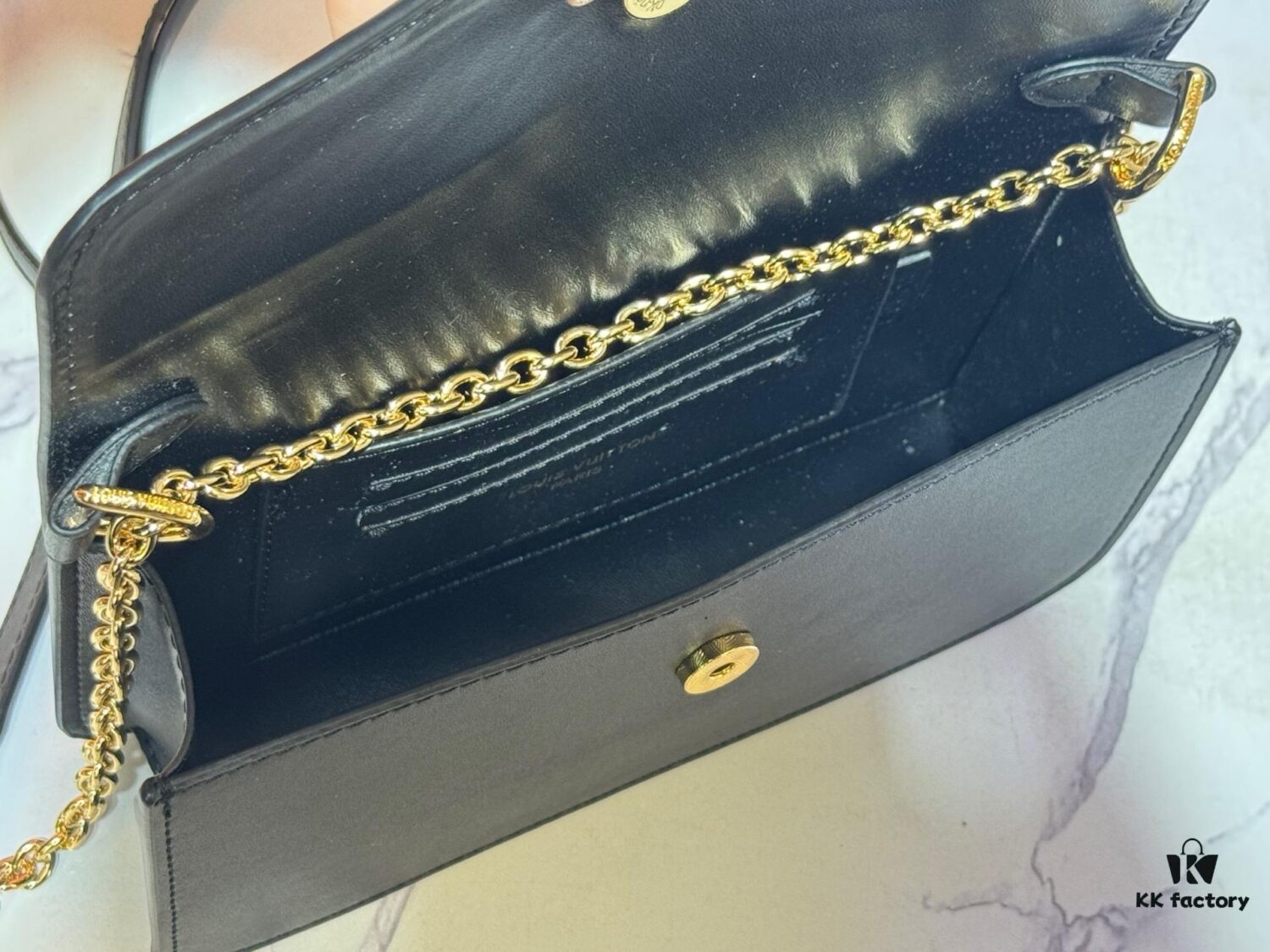 Wallet On Chain Handbag M14564
