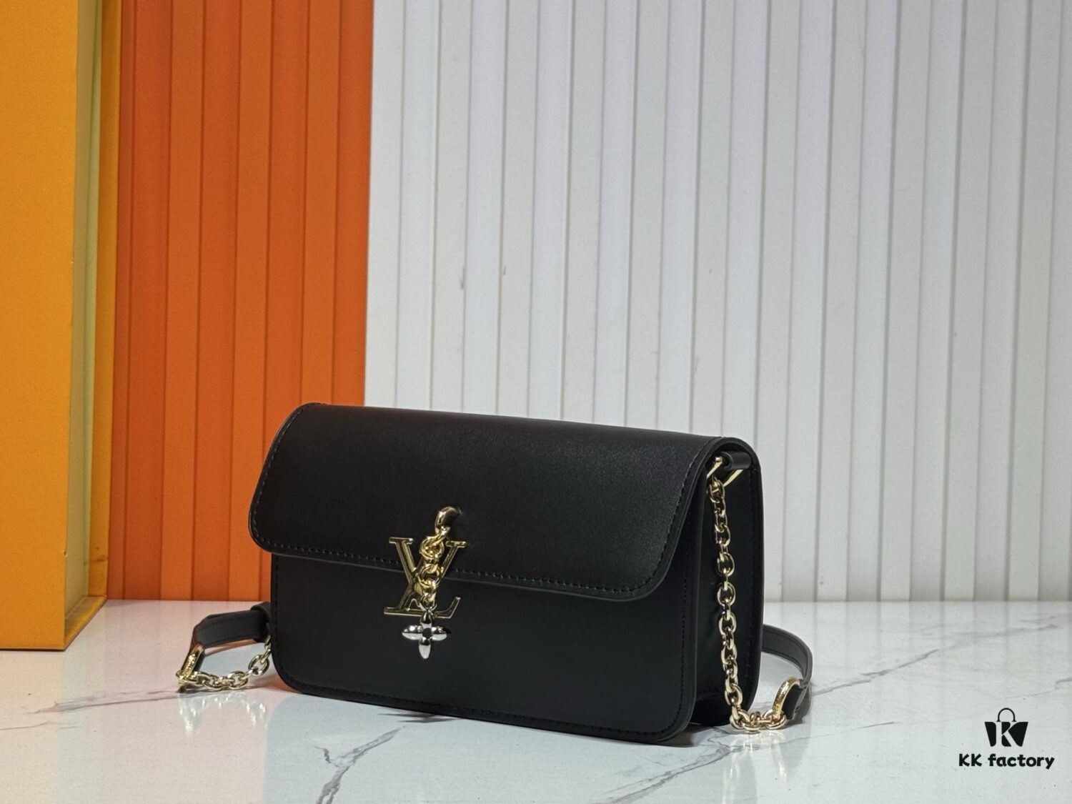 Wallet On Chain Handbag M14564