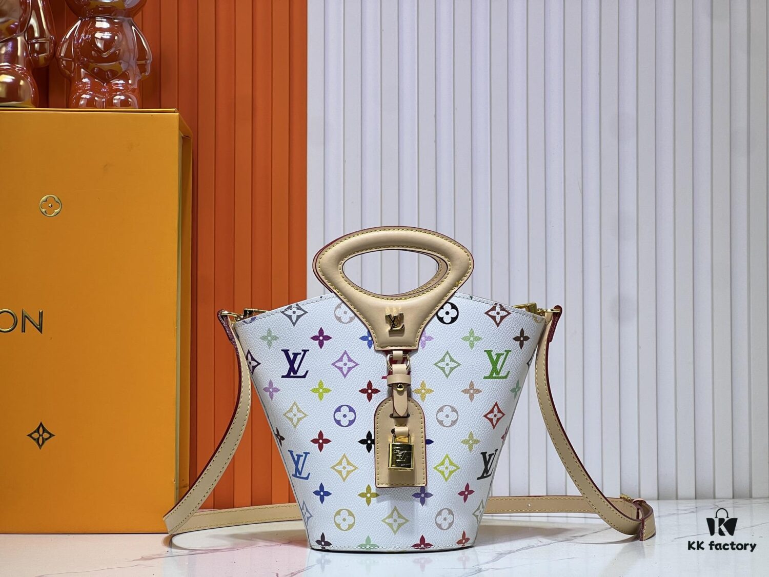 6930226c12f62673a6fad9b1 Upgraded Original M1468 Nicolas Ghesquière Presents the Rivage BB Bag from the 2025 Spring-Summer Collection