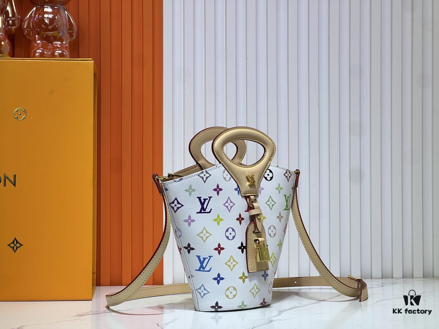 6930226f12f62673a6fad9b4 Upgraded Original M1468 Nicolas Ghesquière Presents the Rivage BB Bag from the 2025 Spring-Summer Collection