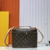 6930228512f62673a6fad9c0 Upgraded Original ✨M42265 This elegant toiletry bag, inspired by the iconic Nice pouch, is a stylish choice for carrying essential beauty items. The hidden zip pocket inside the flap is perfect for storing particularly valuable personal belongings.