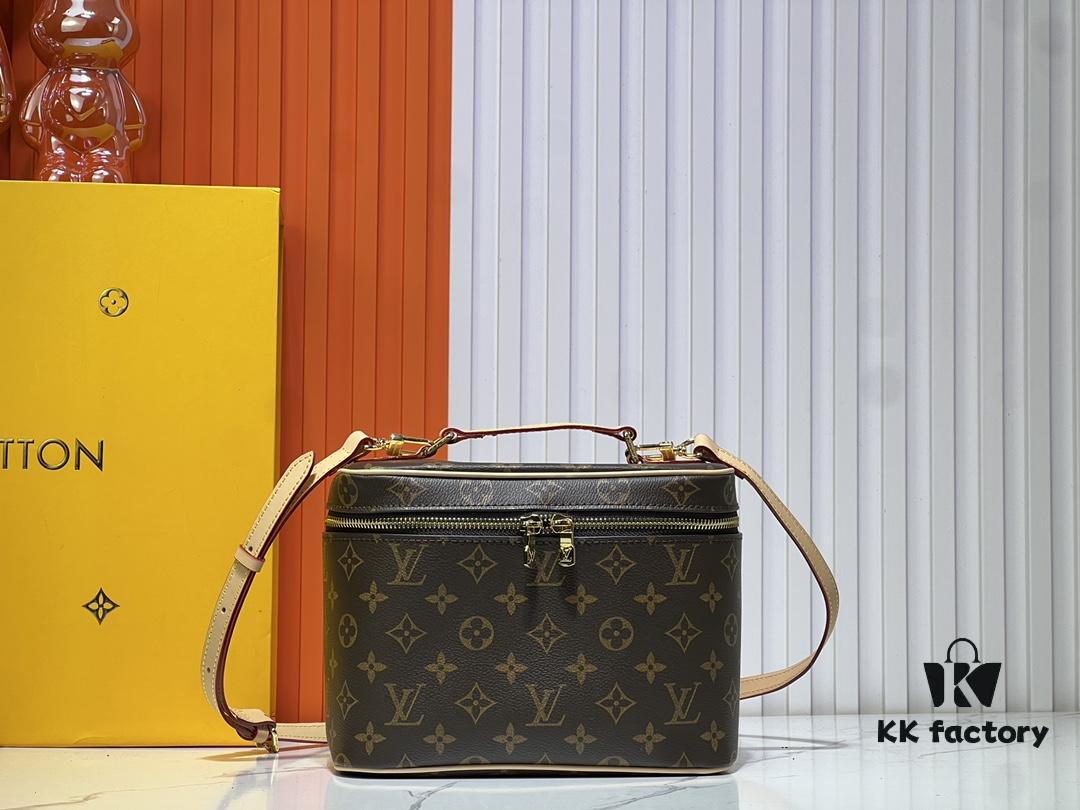 6930228512f62673a6fad9c0 Upgraded Original ✨M42265 This elegant toiletry bag, inspired by the iconic Nice pouch, is a stylish choice for carrying essential beauty items. The hidden zip pocket inside the flap is perfect for storing particularly valuable personal belongings.