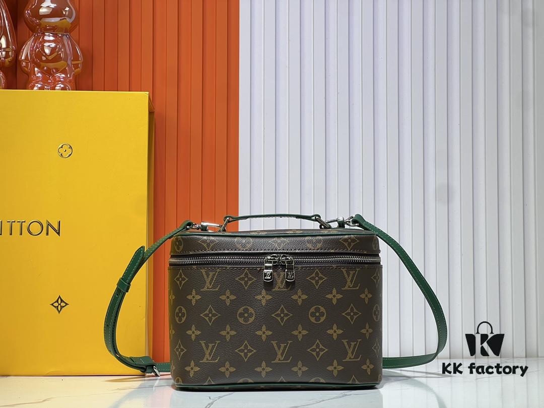 693022a912f62673a6fad9da Upgraded Original ✨M42265 This elegant toiletry bag, inspired by the iconic Nice pouch, is a stylish choice for carrying essential beauty items. The concealed zip pocket inside the flap provides secure storage for particularly valuable personal belongings.
