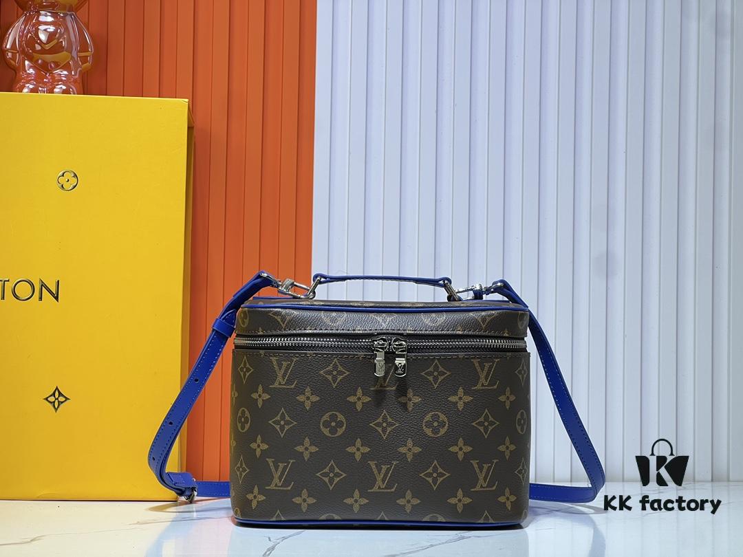 693022b712f62673a6fad9e4 Upgraded Original ✨M42265 This elegant toiletry bag, inspired by the iconic Nice pouch, is a stylish choice for carrying essential beauty items. The hidden zip pocket inside the flap provides secure storage for particularly valuable personal belongings.
