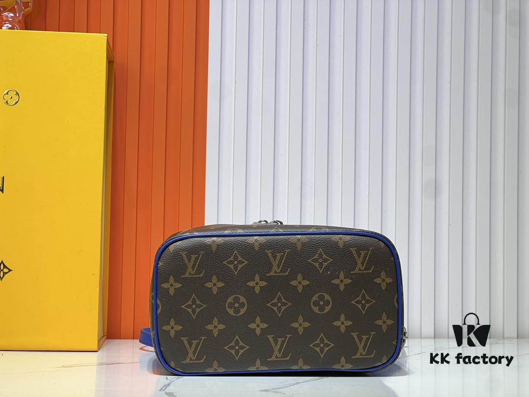 693022bd12f62673a6fad9e8 Upgraded Original ✨M42265 This elegant toiletry bag, inspired by the iconic Nice pouch, is a stylish choice for carrying essential beauty items. The hidden zip pocket inside the flap provides secure storage for particularly valuable personal belongings.