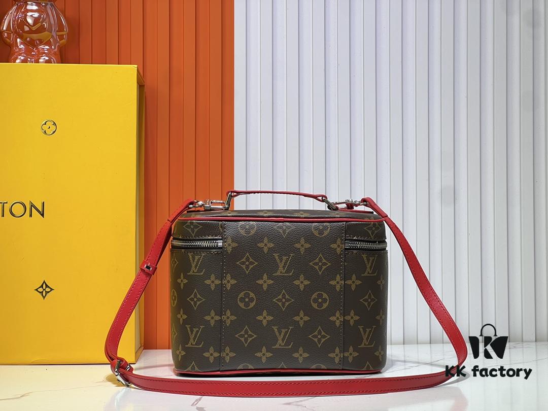 693022f712f62673a6fada05 Upgraded Original ✨M42265 This elegant toiletry bag, inspired by the iconic Nice pouch, is a stylish choice for carrying essential beauty items. The hidden zip pocket on the inside of the flap provides secure storage for particularly valuable personal belongings.