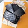 6930235e12f62673a6fada79 Replica High-Quality Full Steel Hardware Embossed Patent Leather Louis Vuitton Felicie Handbag
