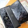 6930235f12f62673a6fada7a Replica High-Quality Full Steel Hardware Embossed Patent Leather Louis Vuitton Felicie Handbag