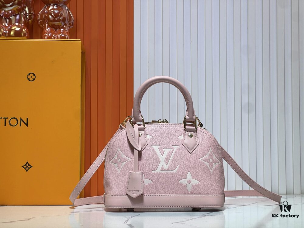693023ce12f62673a6fadacd M53152 M13670 Louis Vuitton Alma BB Handbag