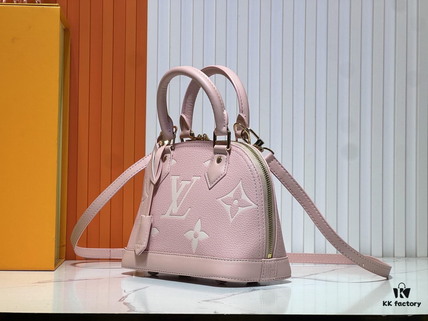 M53152 M13670 Louis Vuitton Alma BB Handbag