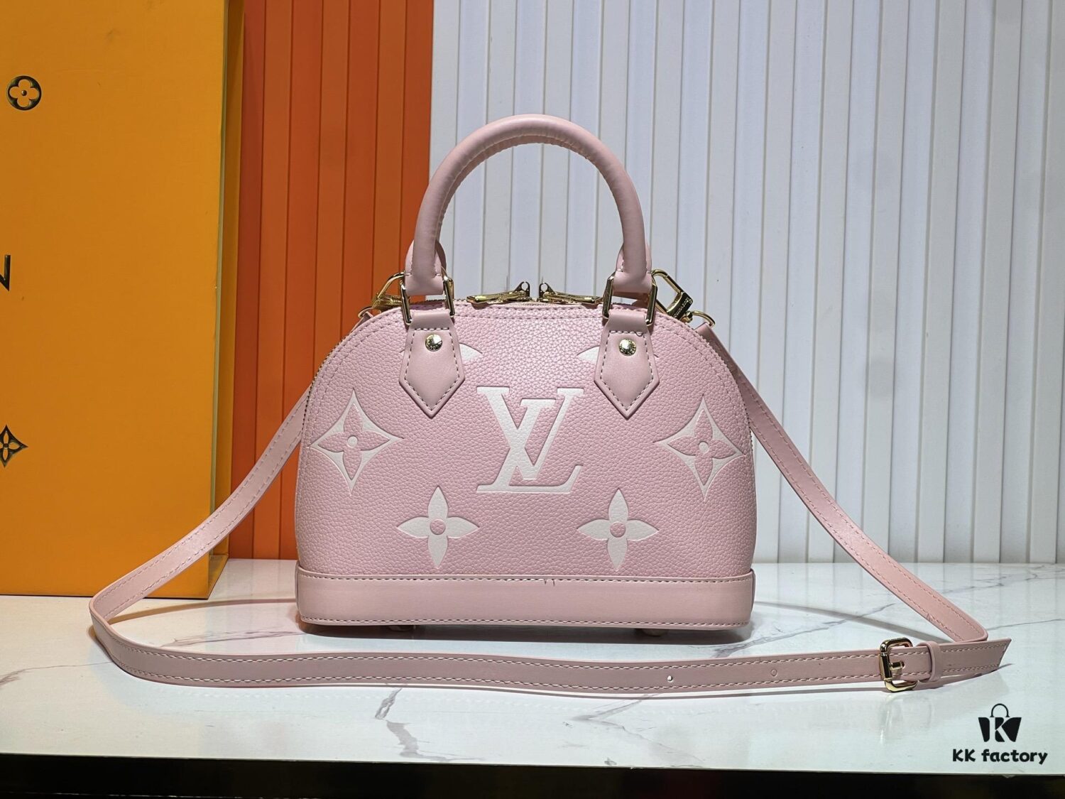 M53152 M13670 Louis Vuitton Alma BB Handbag