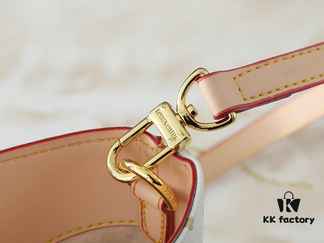 6930244712f62673a6fadb58 Upgraded Original M1468 Nicolas Ghesquière Presents the Rivage BB Bag from the Louis Vuitton Spring-Summer 2025 Collection