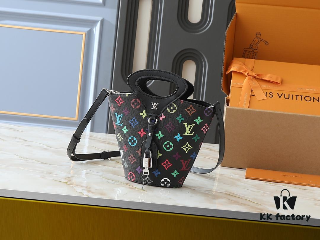 6930244812f62673a6fadb5b Upgraded Original M1468 Nicolas Ghesquière Presents the Rivage BB Bag from the Louis Vuitton Spring-Summer 2025 Runway Collection