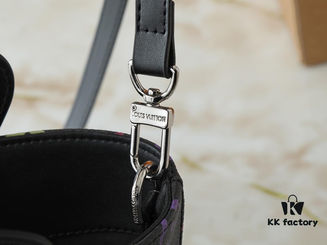6930244b12f62673a6fadb5d Upgraded Original M1468 Nicolas Ghesquière Presents the Rivage BB Bag from the Louis Vuitton Spring-Summer 2025 Runway Collection