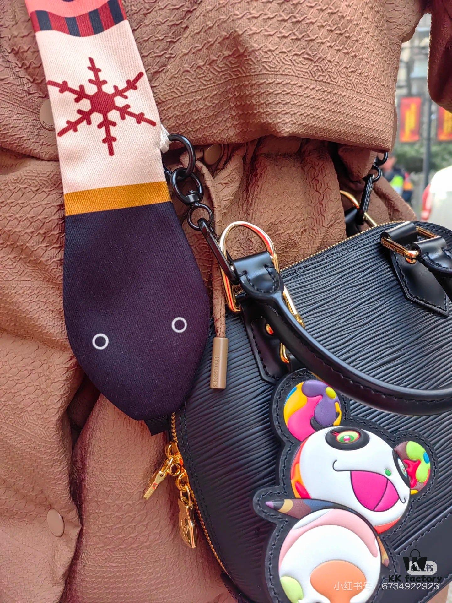 6930245712f62673a6fadb70 Takashi Murakami Collaboration Figurine M53152 M13670 Louis Vuitton Alma Bag