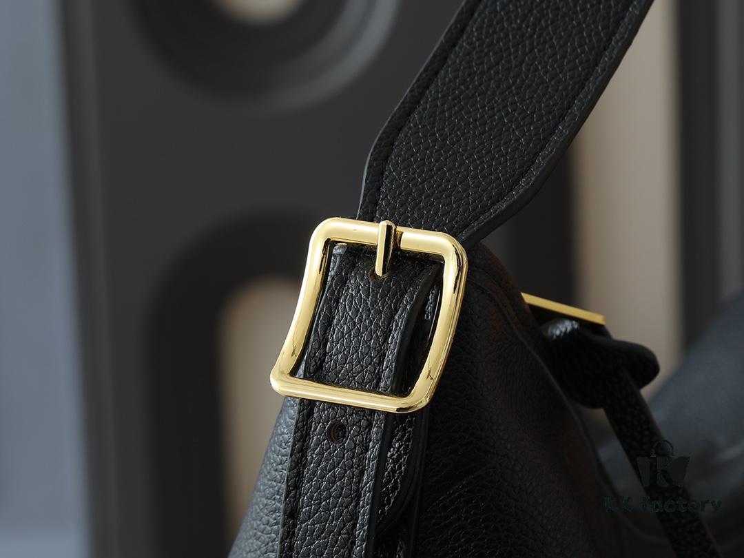 Upgraded Original M46197 M46203 M46289 M46292 Louis Vuitton Introduces the New CarryAll Medium Handbag